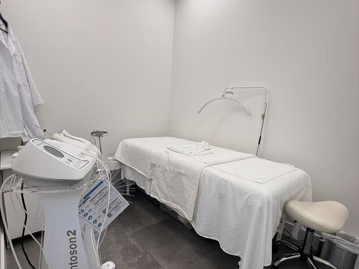 Complete Elixir treatment room with ultrasound handpiece
